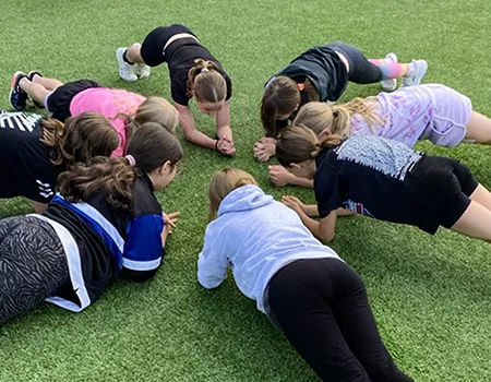 Planking beim Warmup